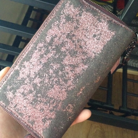 Authentic coach wallet - Picture 4 of 5